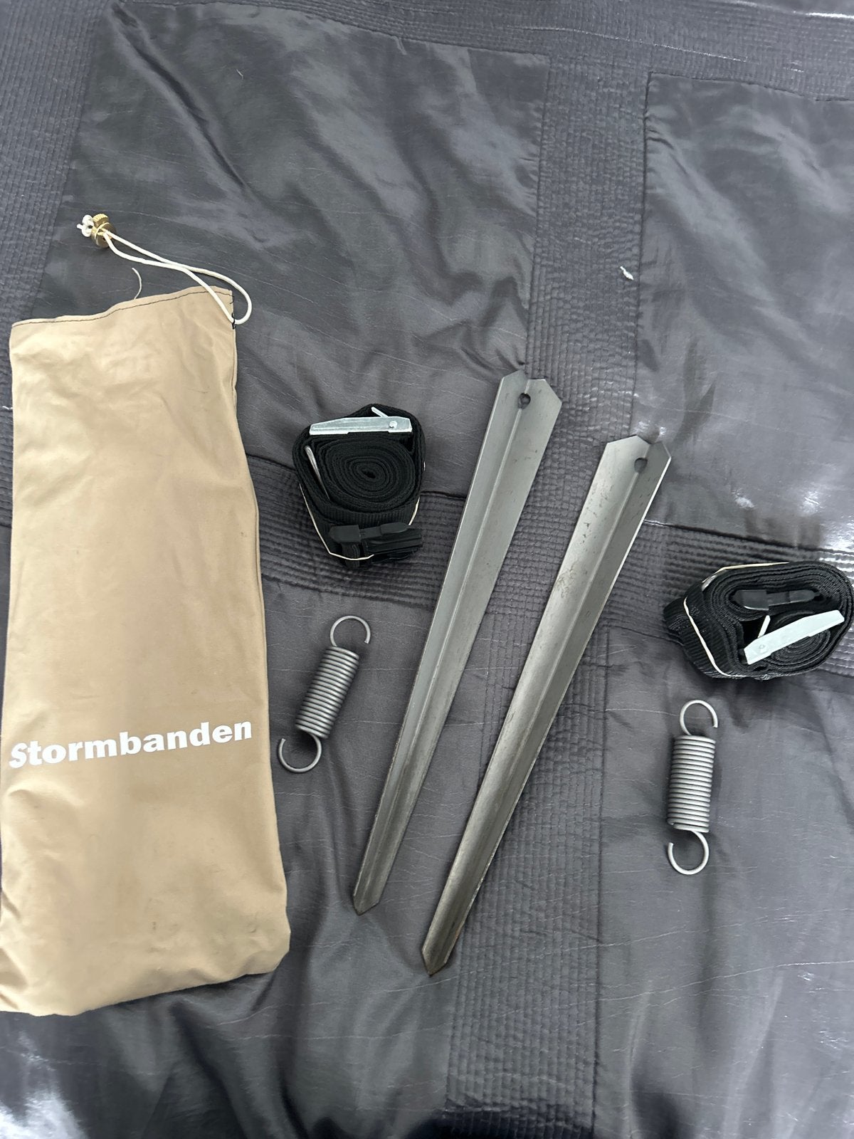 Thule stormbanden voor voortent - complete set, Ophalen, Zo goed als nieuw