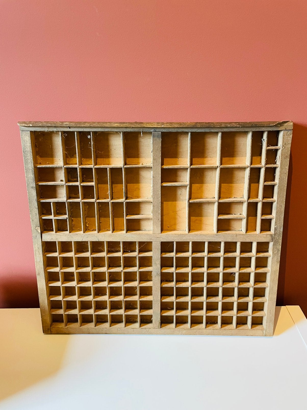 Prachtige oude letterbak - 57x52 cm, Ophalen, Gebruikt, Minder dan 150 cm, Minder dan 100 cm