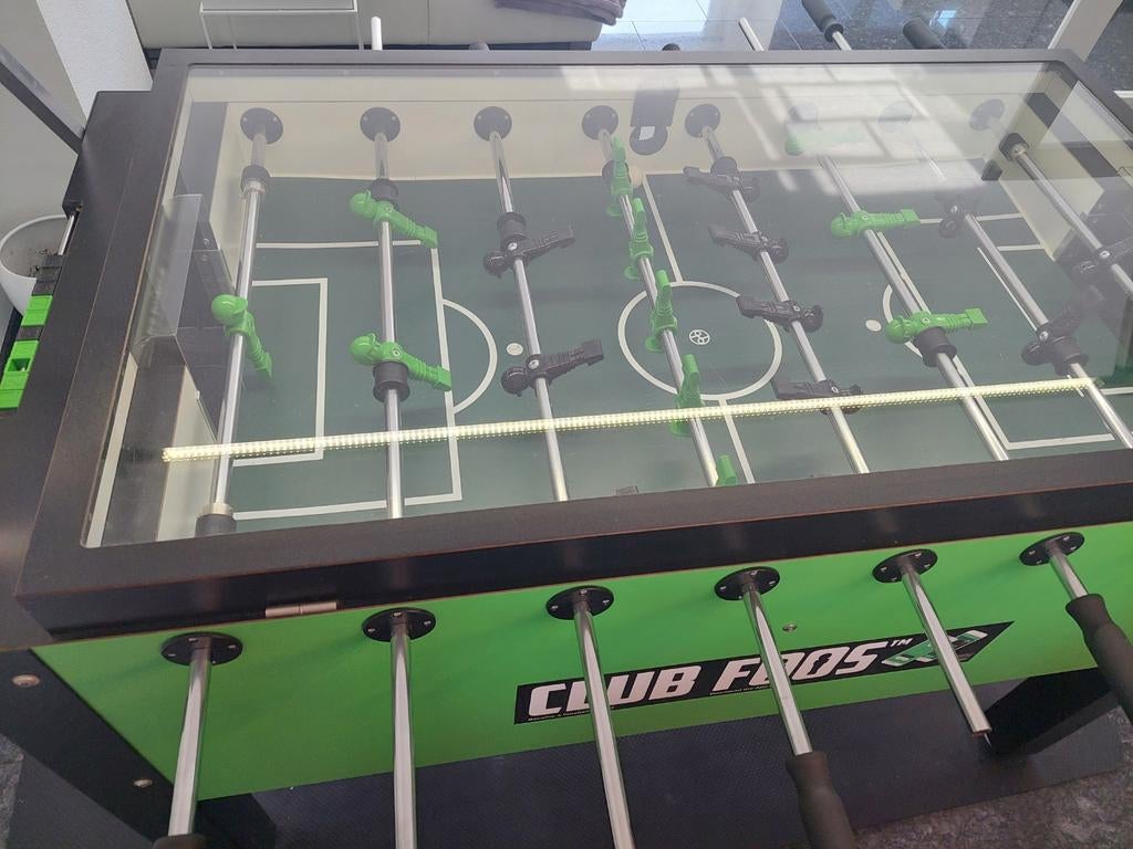 Professionele Leonhart Tafelvoetbaltafel, Ophalen, Gebruikt