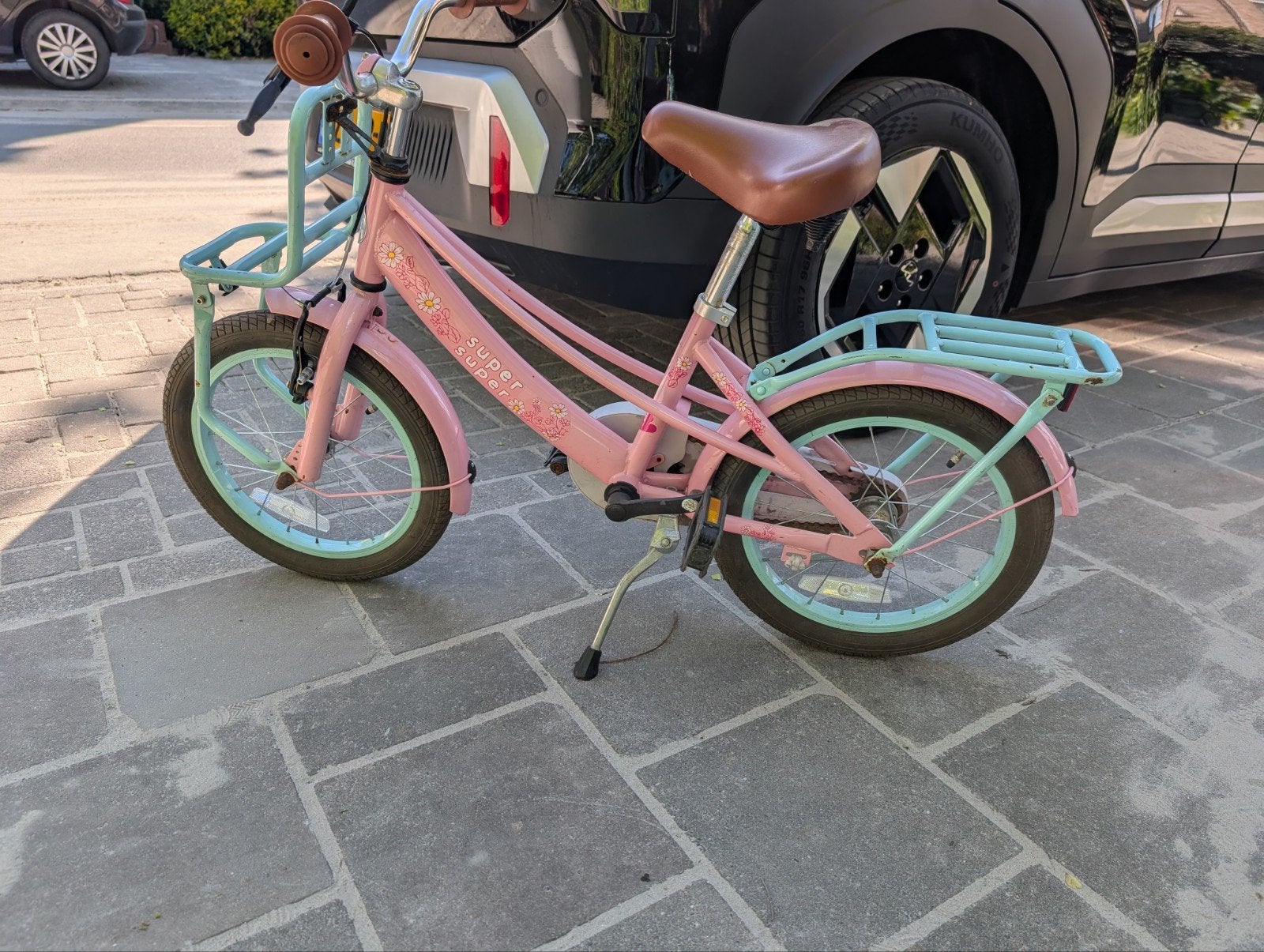 Roze kinderfiets met mandje en bagagedrager, Ophalen, Gebruikt, Minder dan 16 inch