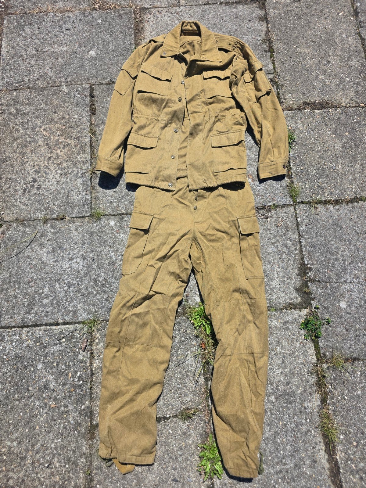 Soviet M88 Luitenant Afghanka Uniform, Verzamelen, Ophalen of Verzenden, Landmacht, Nederland, Kleding of Schoenen