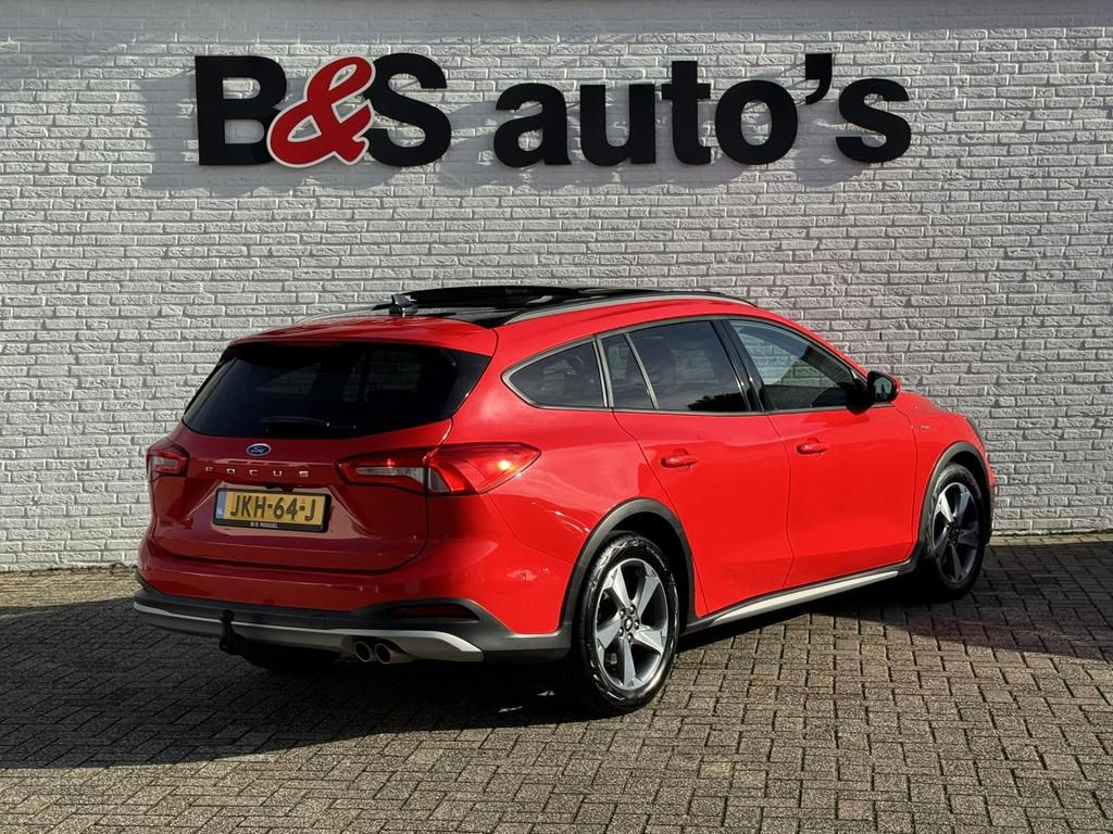 Ford Focus Wagon 1.0 EcoBoost Automaat Titanium Panoramadak, 125 pk, Gebruikt, Automatische klimaatregeling, Leder en Stof