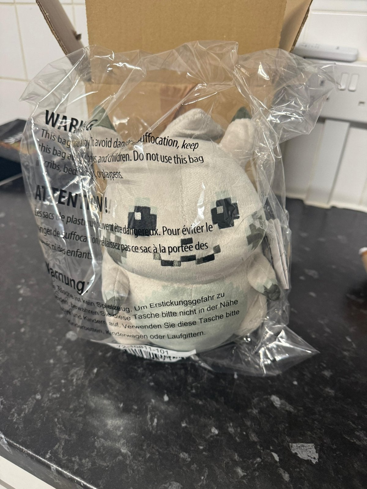 Pokemon Pikachu Plushie 1996 gameboy edition, Ophalen of Verzenden, Zo goed als nieuw, Overige typen