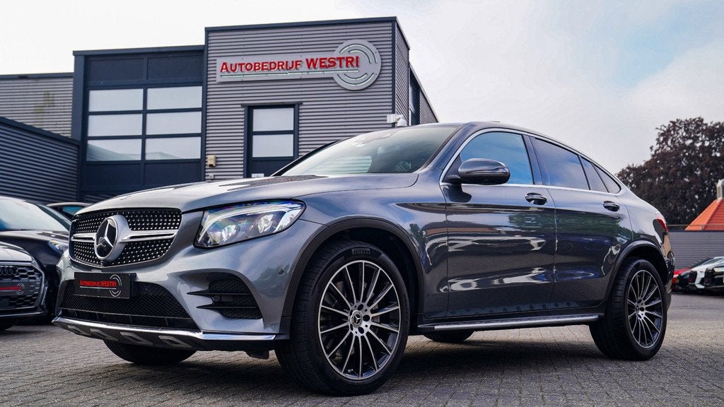 Mercedes-Benz GLC 300 4MATIC | 360 Camera | Burmester | Pano, Auto's, Gebruikt, 245 pk, 102 €/maand, Automatische klimaatregeling