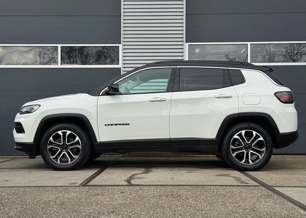 Jeep Compass 4xe 240 Plug-in Hybrid Electric New Upland |Key, Auto's, Automaat, 12 maanden, Gebruikt, 4 cilinders