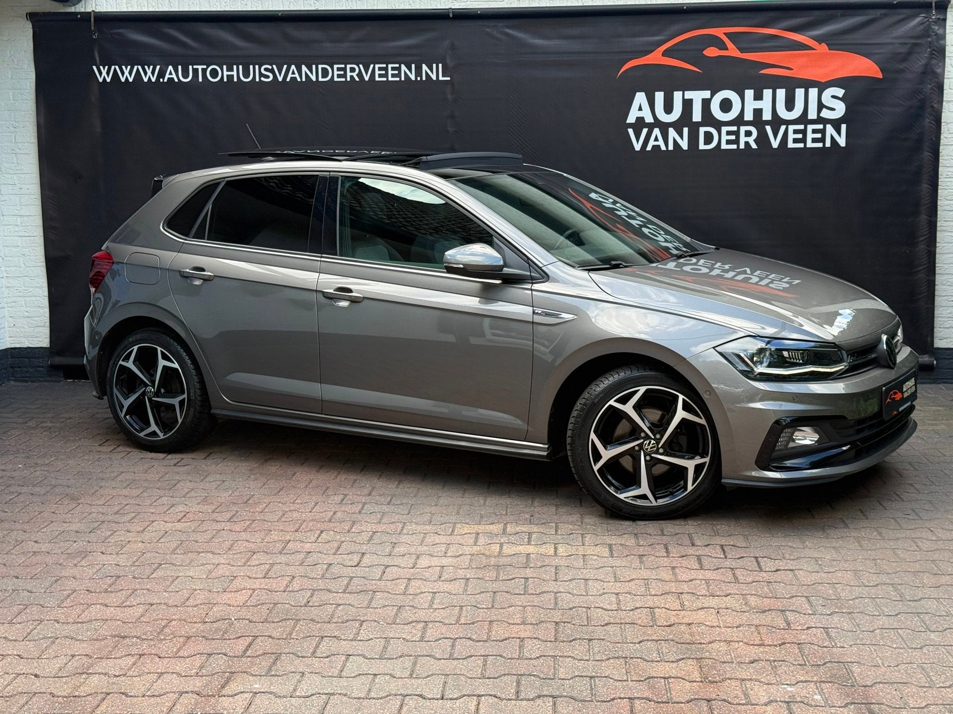 Volkswagen Polo 1.5 TSI R-Line Edition, Panoramadak/Camera/D, 1228 kg, Gebruikt, 150 pk, Bedrijf