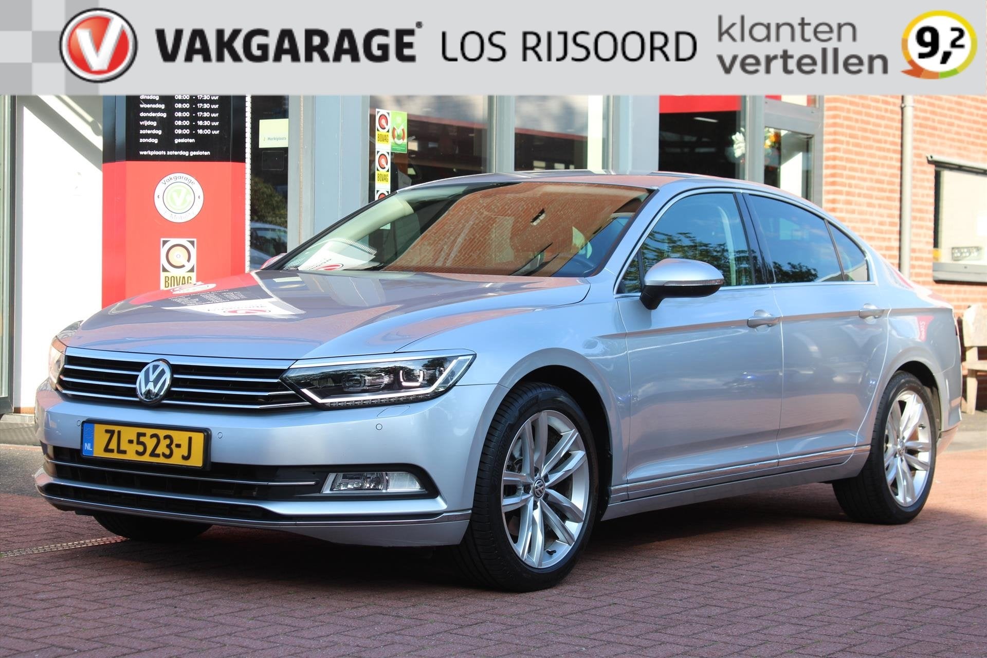VOLKSWAGEN Passat 1.8 TSI Aut. *Business R* | Carplay | Came, Auto's, 1380 kg, 4 cilinders, 179 pk, Sedan