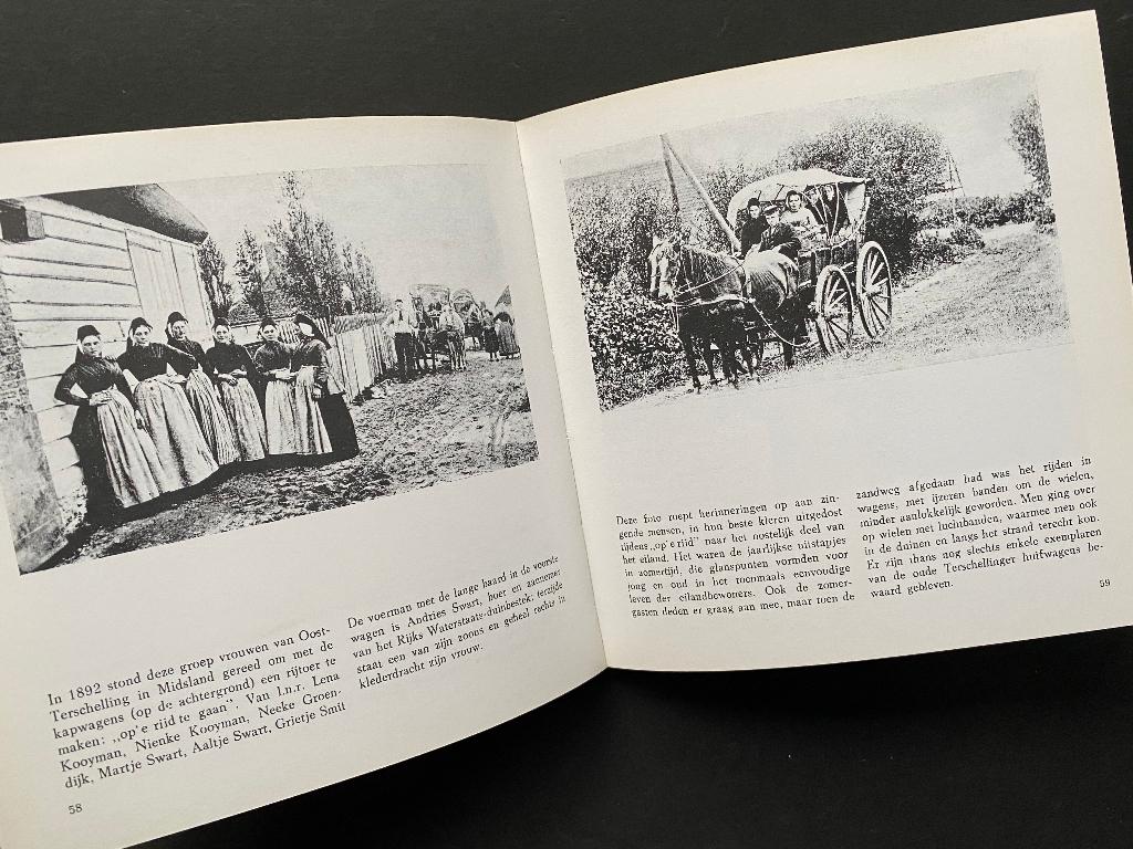 Terschelling Vroeger Deel 1 & 2 (Deel 1 & 2 in één band.), Boeken, Geschiedenis | Stad en Regio, Zo goed als nieuw, 20e eeuw of later