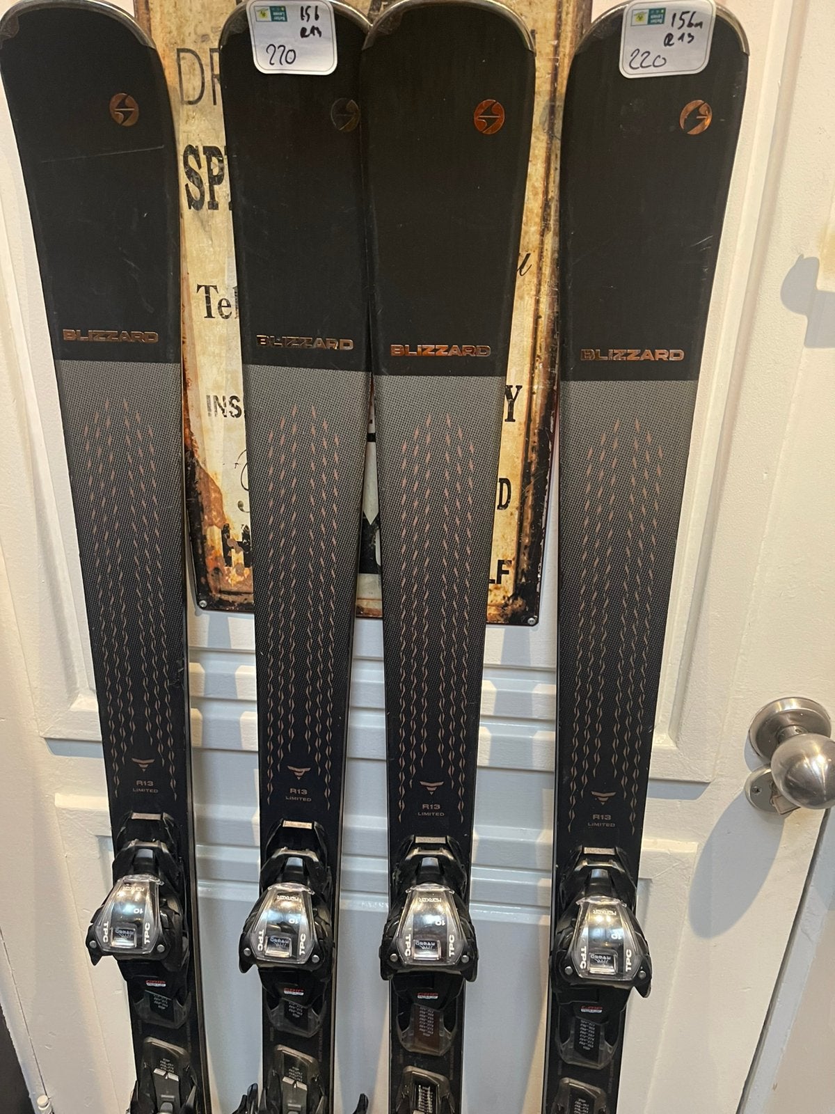 156cm BLIZZARD PHOENIX  R13 LIMITED DAMES ALL ROUD TOP SKIS