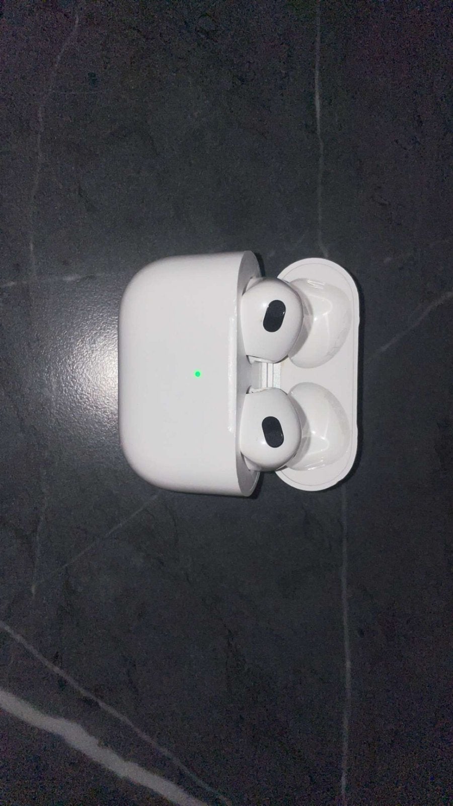 Apple AirPods 3e generatie - Gebruikt