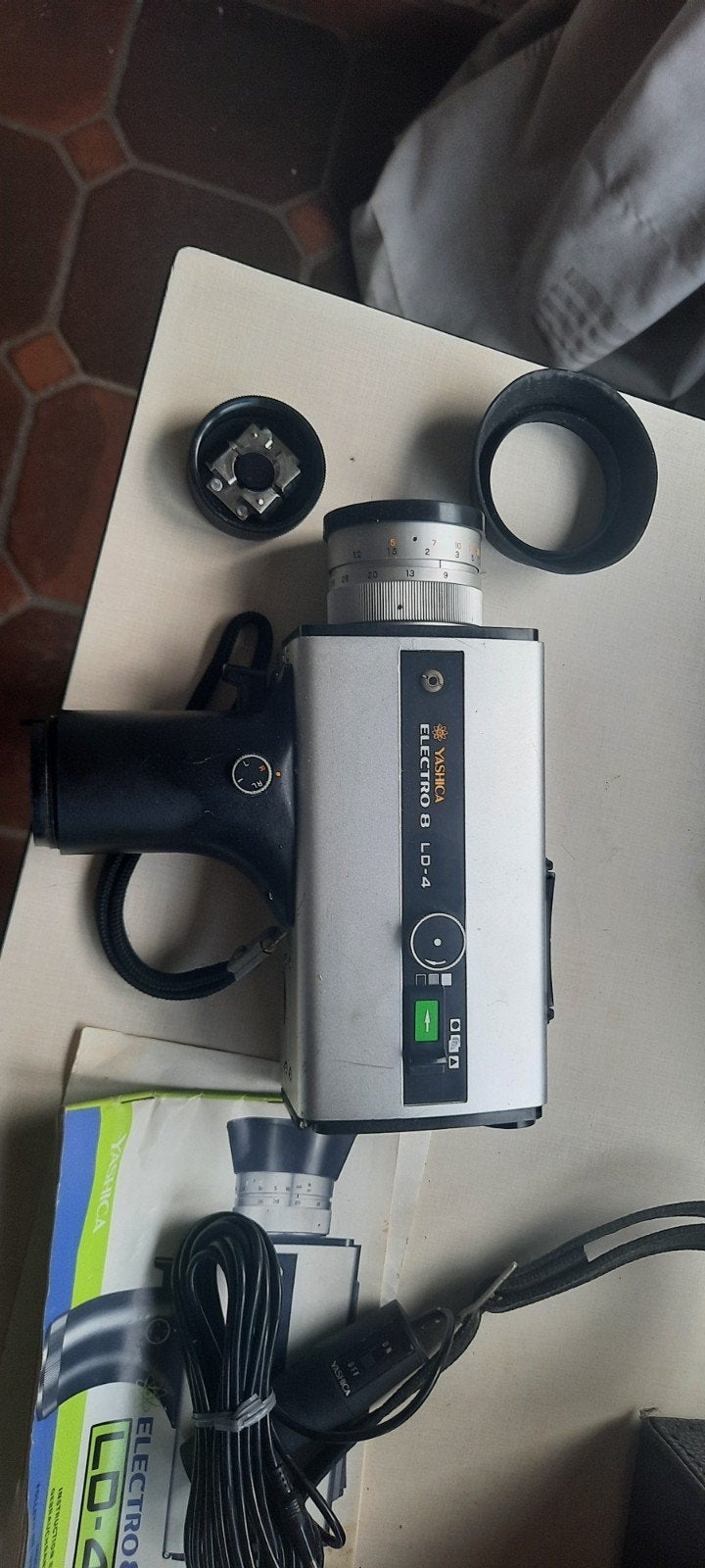 Yashica Electro 8 LD-4 Super 8 Camera met accessoires, Ophalen of Verzenden, 8mm, Camera