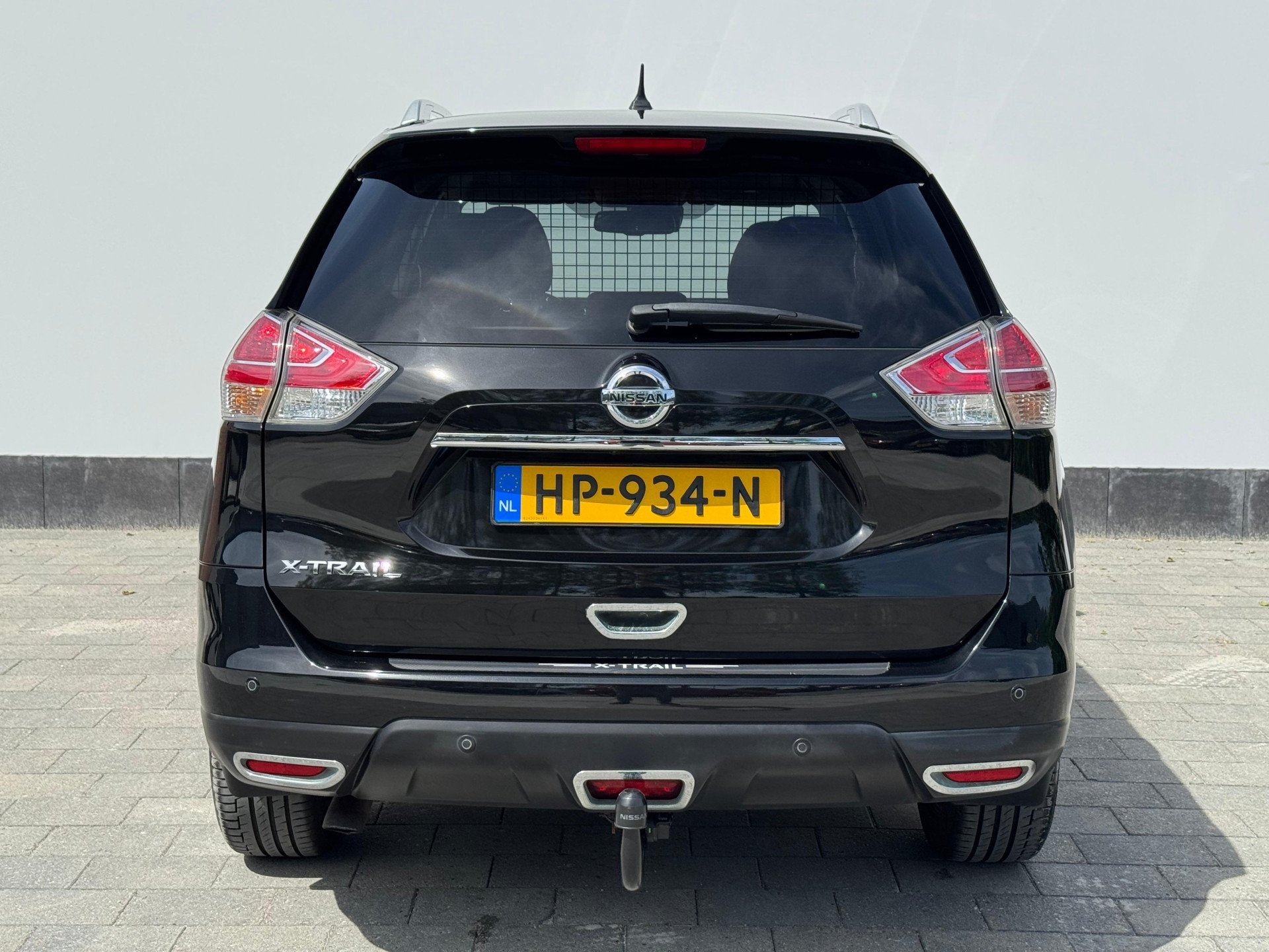 Nissan X-Trail 1.6 DIG-T Connect Edition | Panormadak | LED, Voorwielaandrijving, Euro 6, 4 cilinders, Zwart