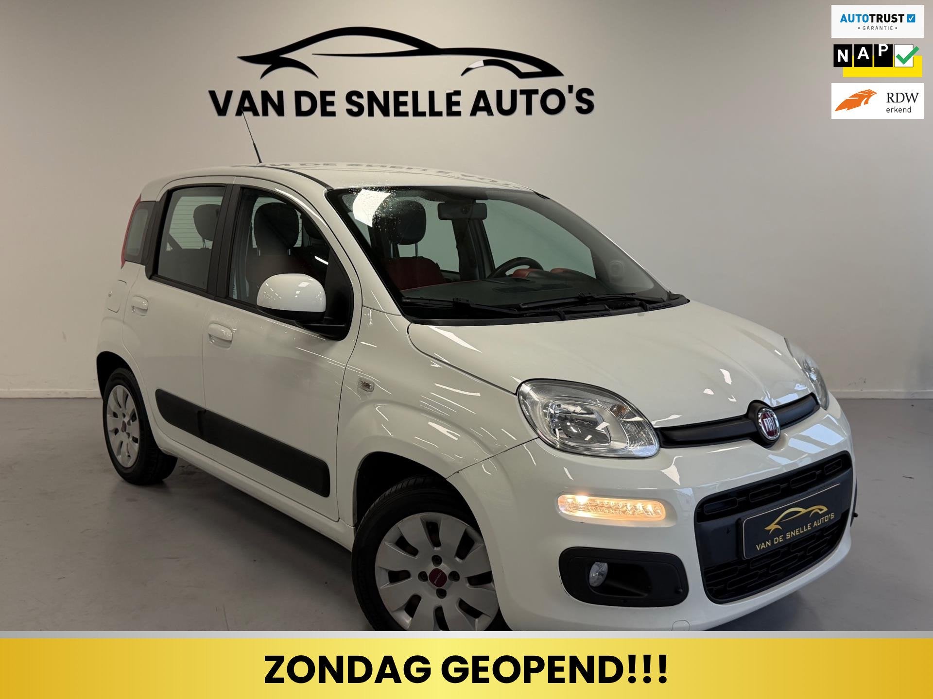 Fiat Panda 0.9 TwinAir Lounge AIRCO/NAP/BLUETOOTH, Voorwielaandrijving, Gebruikt, Panda, Wit