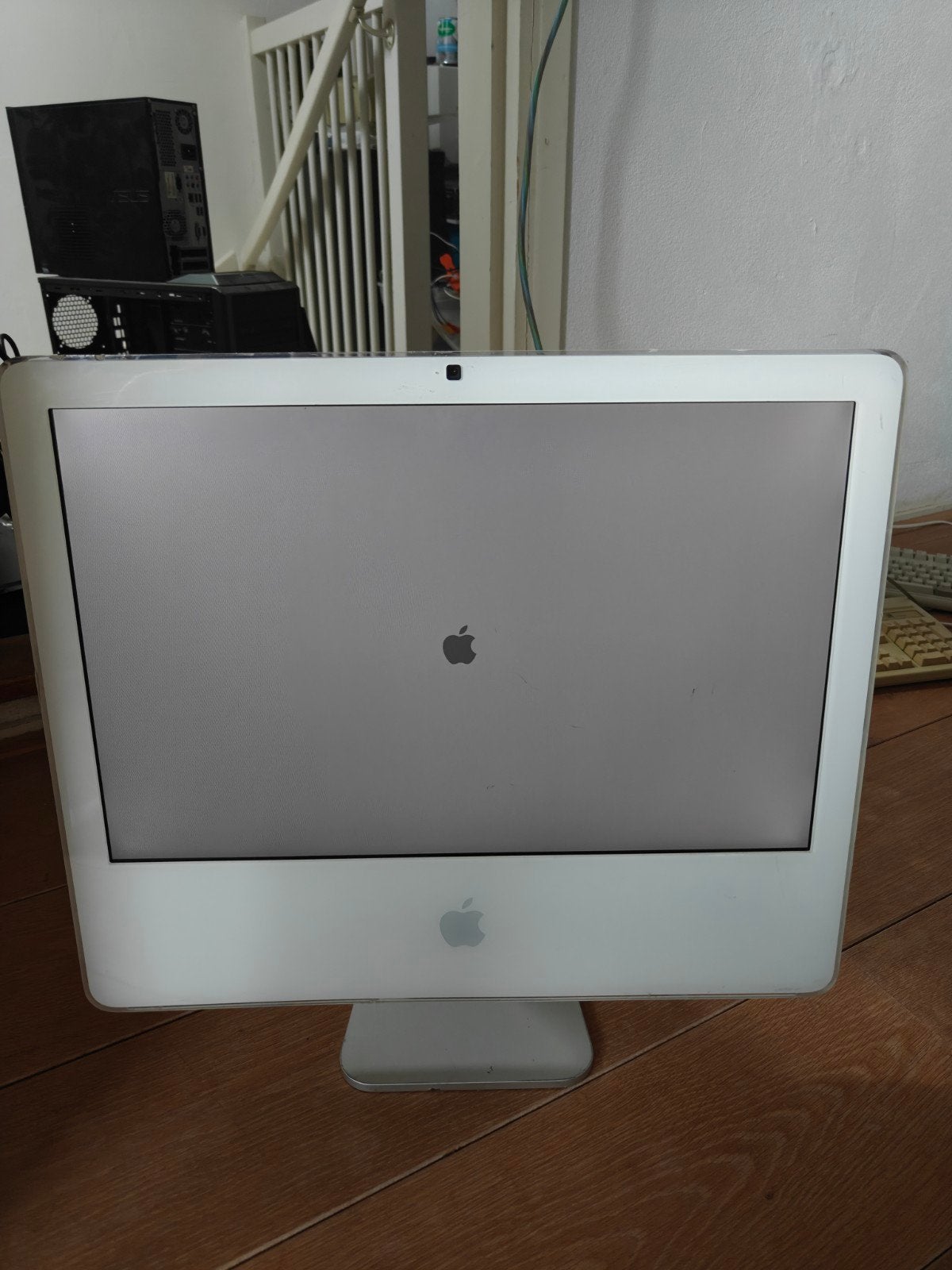 Apple iMac G5 - Vintage All-in-One Desktop, Computers en Software, Apple Desktops, Gebruikt, iMac, Onbekend, Minder dan 2 Ghz