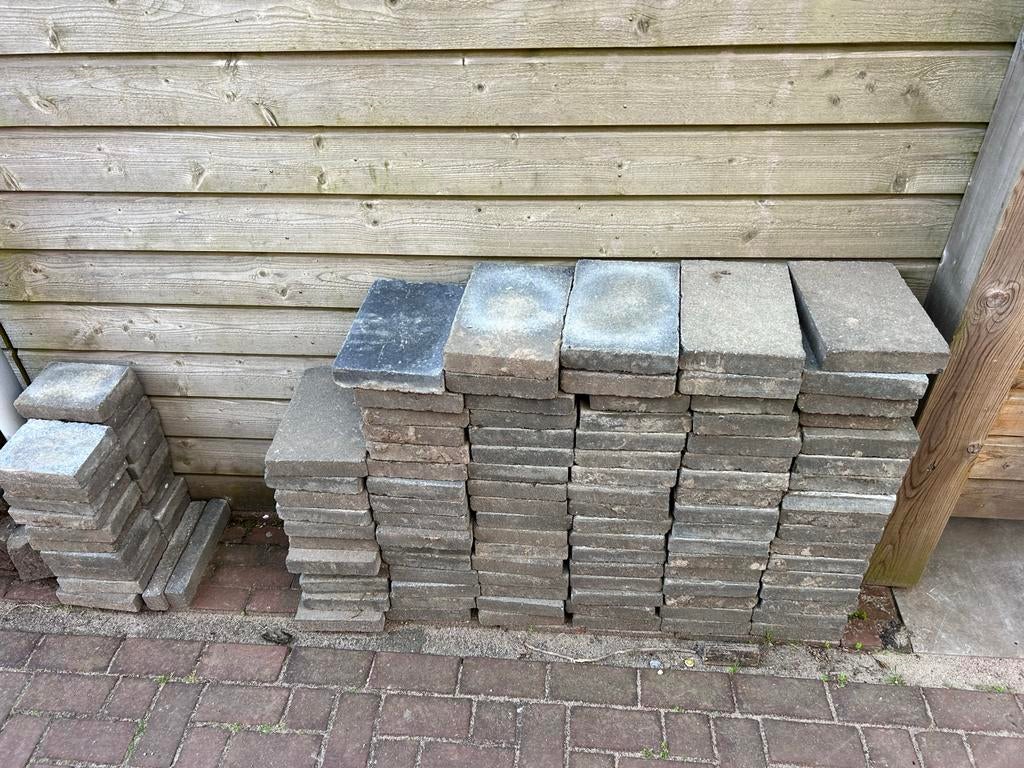 Gratis tegels - Diverse maten en kleuren, Ophalen, Overige materialen, Gebruikt, 20 tot 40 cm