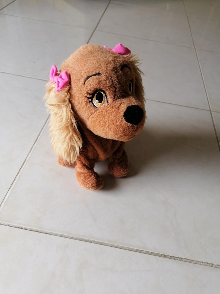 Lucy speelgoed hond., Ophalen of Verzenden