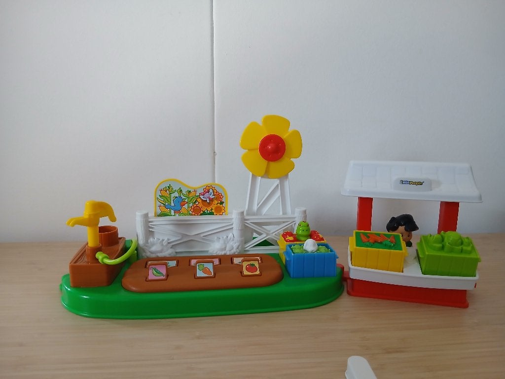Little people moestuintje met windmolen, Ophalen, Zo goed als nieuw, Speelset
