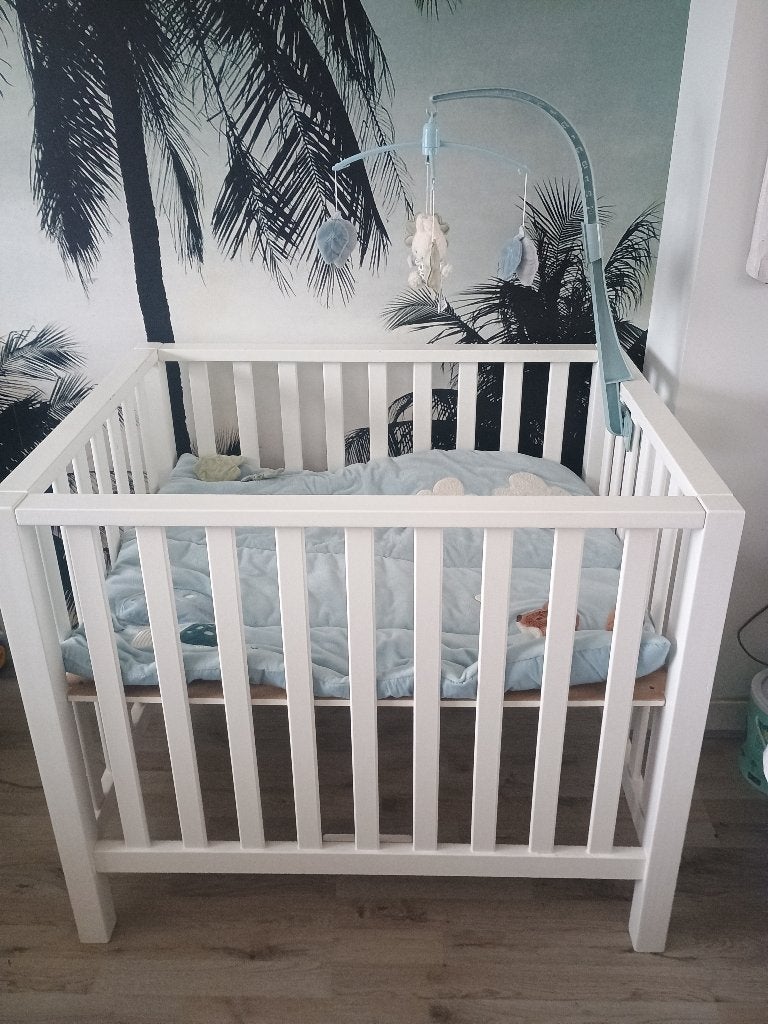 Box TWF Timo wit met mobiel, Kinderen en Baby's, Ophalen, Gebruikt, Vierkant, In hoogte verstelbaar