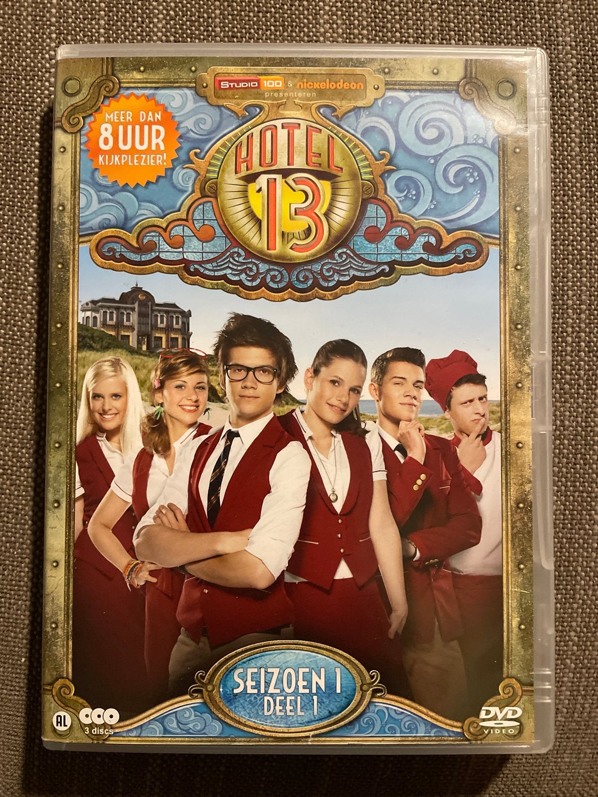 Hotel 13 - Seizoen 1 Deel 1  -  dvd-box, Cd's en Dvd's, Dvd's | Tv en Series, Gebruikt, Alle leeftijden, Boxset, Ophalen of Verzenden