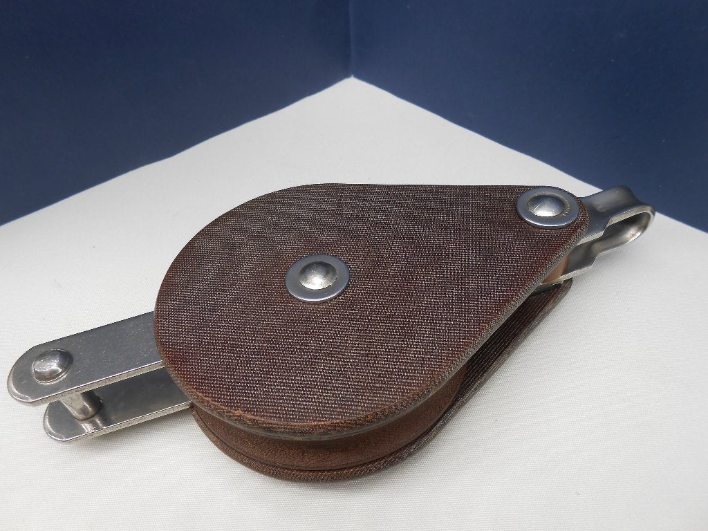 Tufnol blok, Enkelschijfs, Hondsvot 16 mm lijn, grote schijf, Ophalen of Verzenden, Gebruikt, Lijn of Blok
