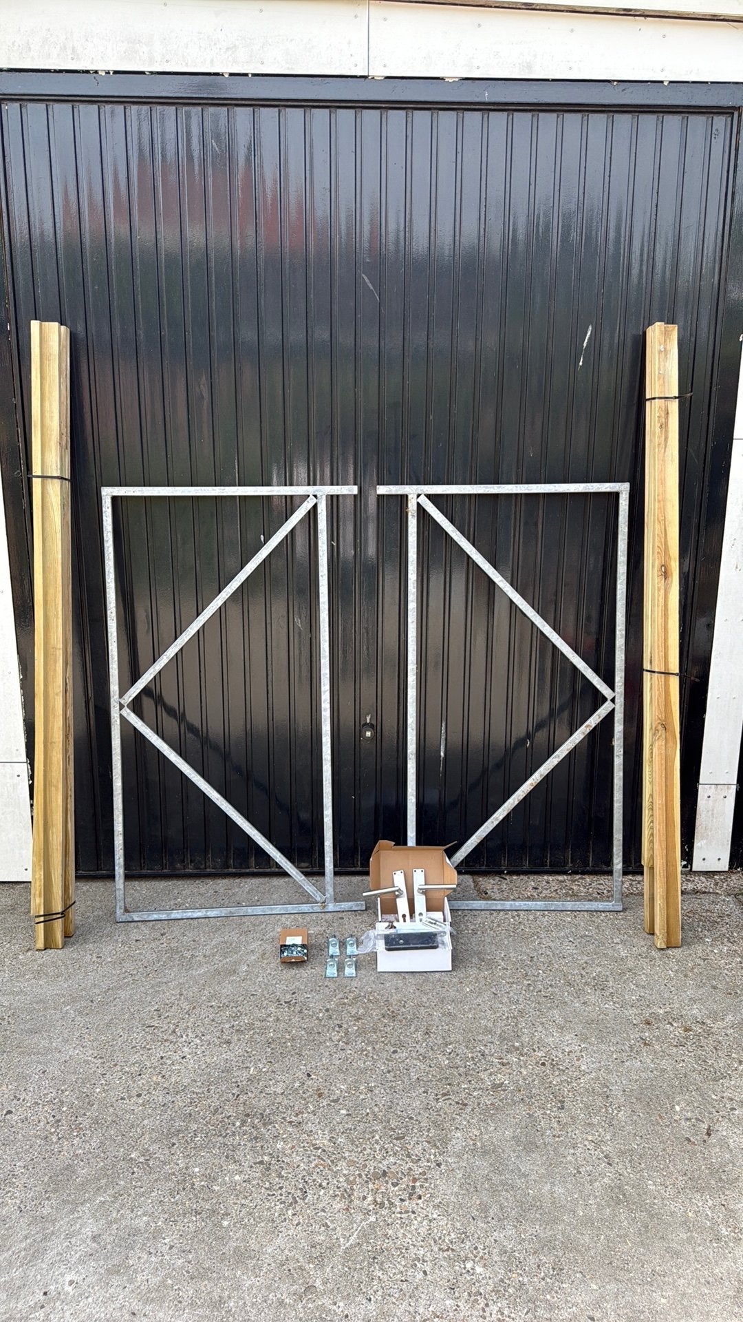 Metalen frame voor poort of hek met scharnieren, Ophalen, Nieuw, IJzer, Scharnier