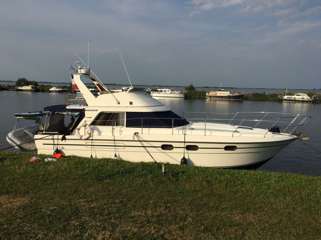 Princess 35, Ophalen, 11 m, Diesel, 400 pk