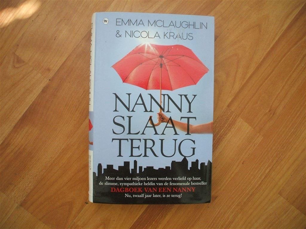 emma mclaughlin & nicola kraus-nanny slaat terug-goede staat, Ophalen of Verzenden, Zo goed als nieuw