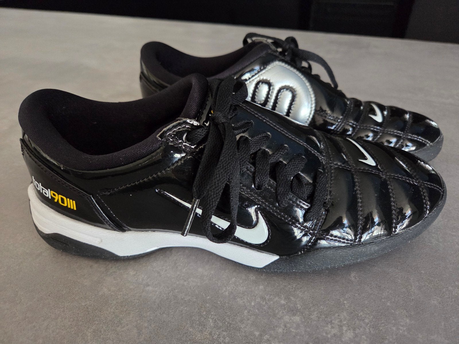 Nike Total 90 III, Gebruikt, Maat XS of kleiner, Schoenen, Ophalen of Verzenden