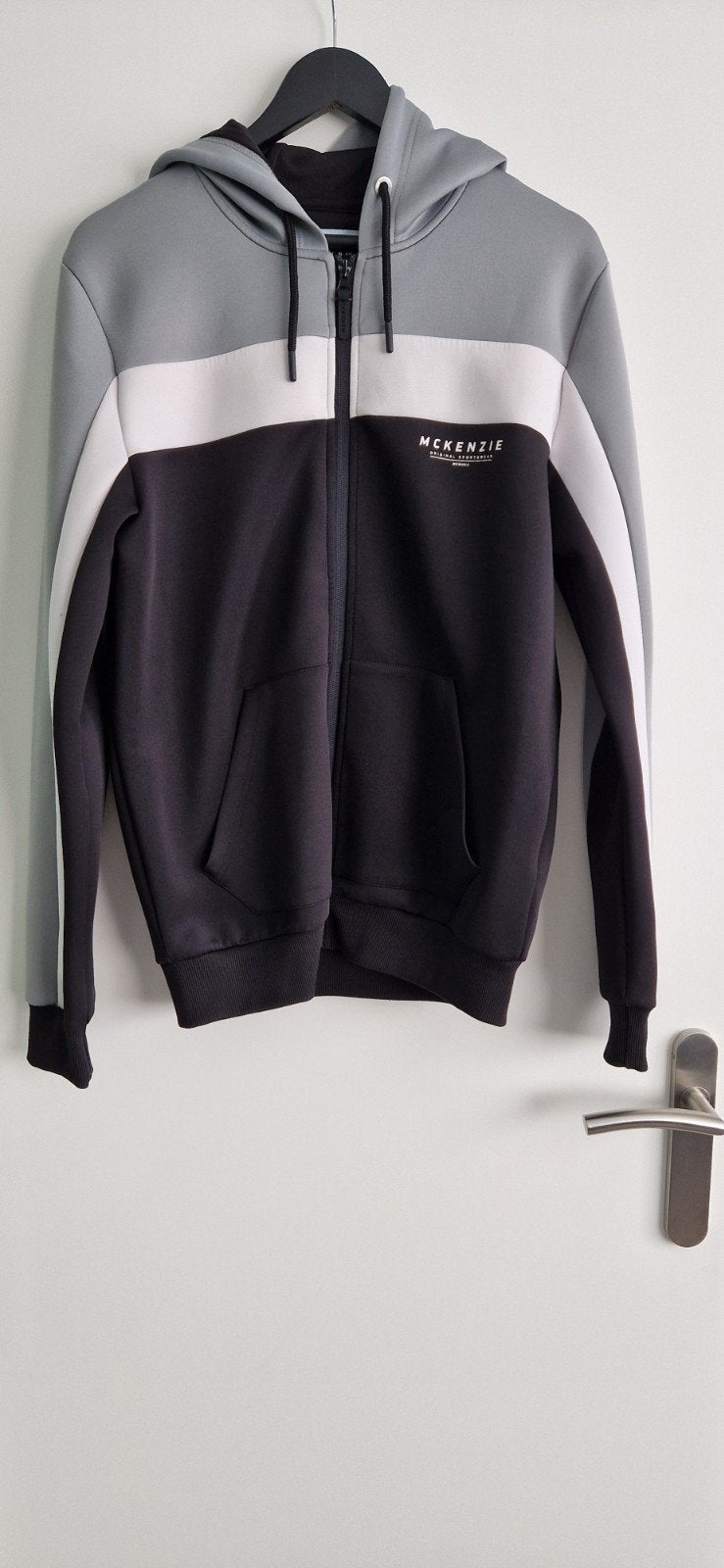 McKenzie jasje maat M, Kleding | Heren, Ophalen, Maat 48/50 (M), Zwart, Zo goed als nieuw