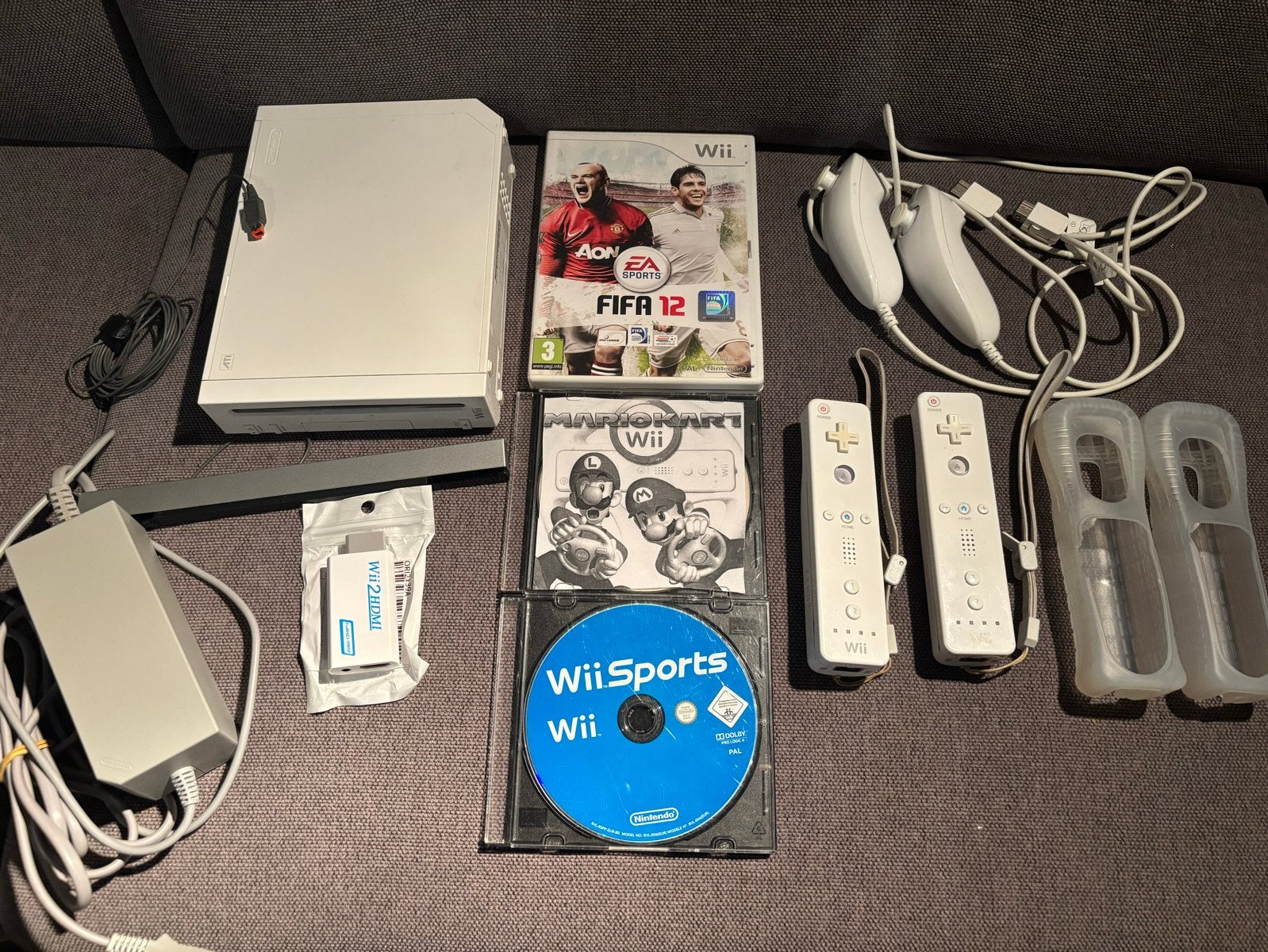 Wii console met 2 controllers en 3 spellen (m2450856883 ...