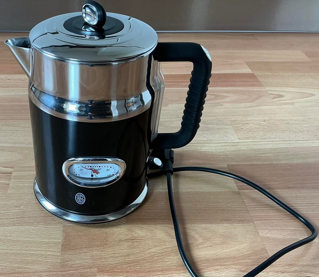 Russell Hobbs. Waterkoker, Witgoed en Apparatuur, Waterkokers, 1 tot 2 liter, Ophalen, Zo goed als nieuw