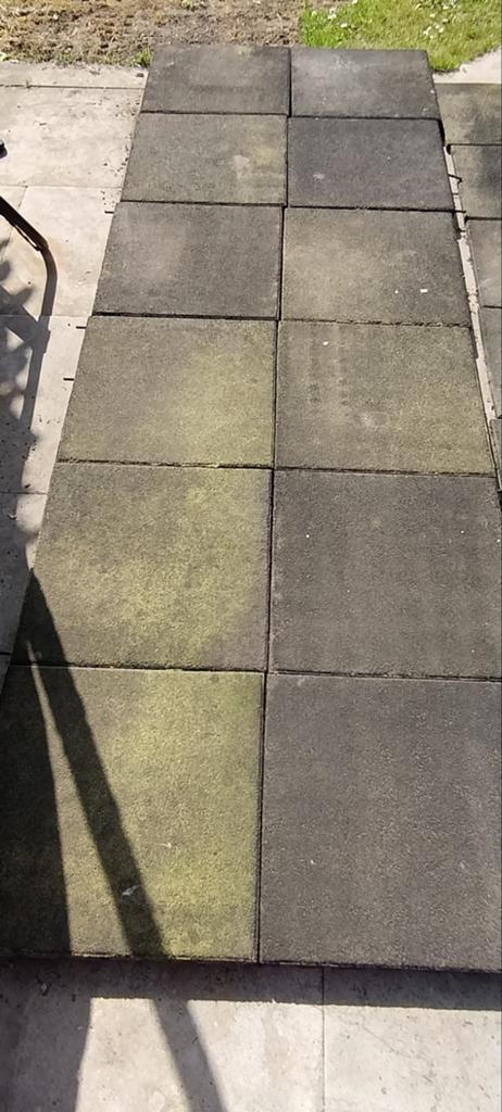 Gebruikte rubberen tegels voor speelplaats of terras, Gebruikt, Overige typen, Rubber, Ophalen of Verzenden