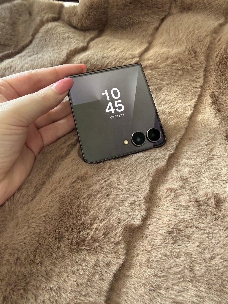 Samsung Galaxy Z Flip 7 Zwart | Als nieuw, Telecommunicatie, Mobiele telefoons | Samsung, Ophalen, Zwart, Touchscreen, Zo goed als nieuw
