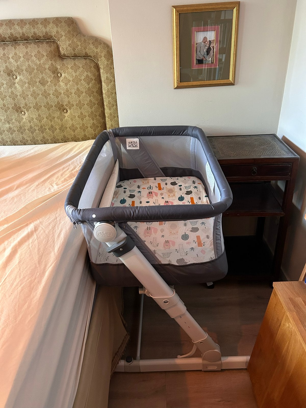 Chicco Next2Me Pop Up Co-Sleeper Wieg - Zo goed als nieuw, Kinderen en Baby's, Ophalen, Zo goed als nieuw, Wieg