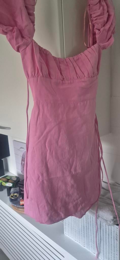 Roze jurk met pofmouwen, Ophalen of Verzenden