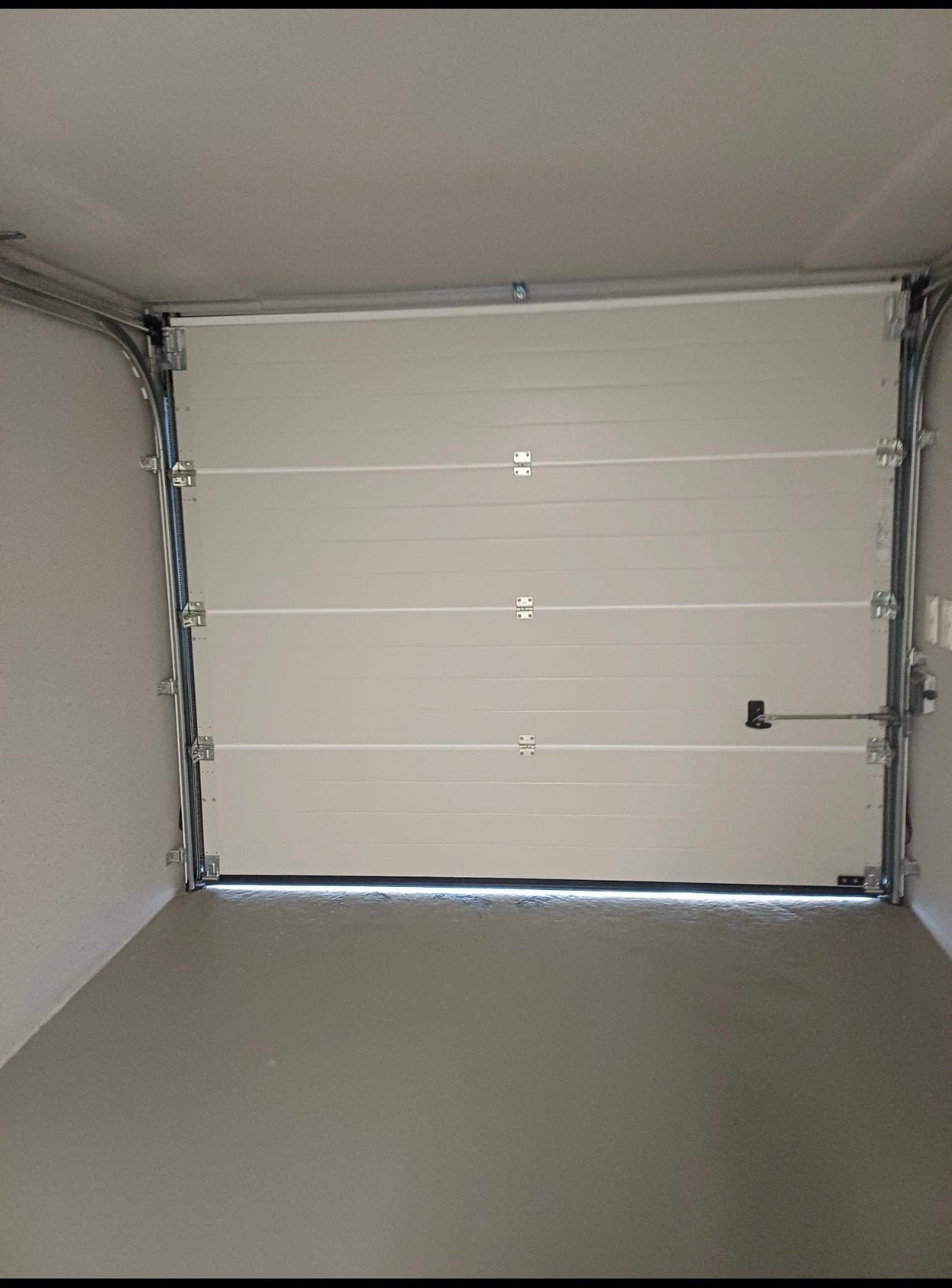 Garagebox 18 m² te huur | Boxcomplex Brunssum, Huizen en Kamers, Garages en Parkeerplaatsen, Limburg