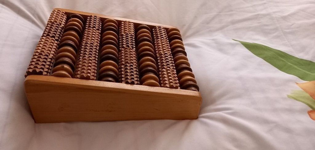 Houten voetmassage roller / Voetmassageapparaat, Ophalen of Verzenden, Gebruikt, Overige typen