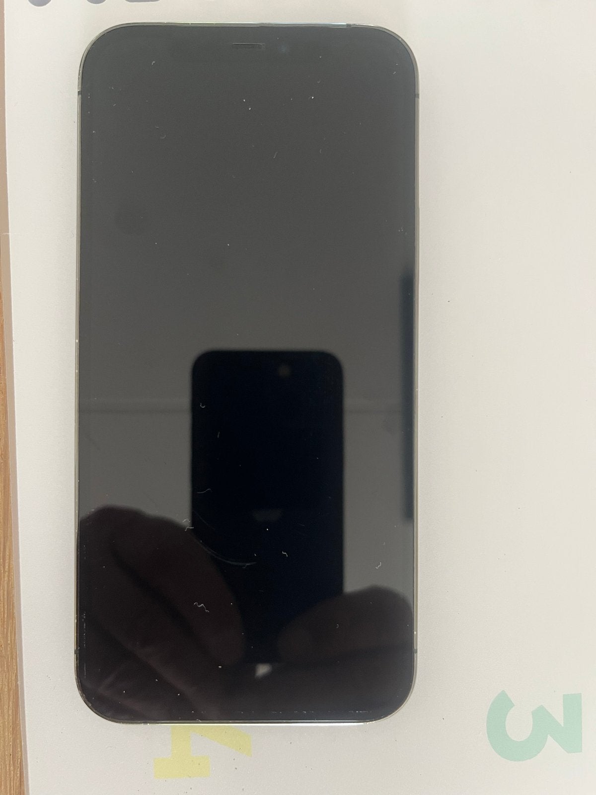 iPhone 12 256GB met hoesjes en powerbank hoes, 256 GB, Ophalen of Verzenden, Zo goed als nieuw, IPhone 12