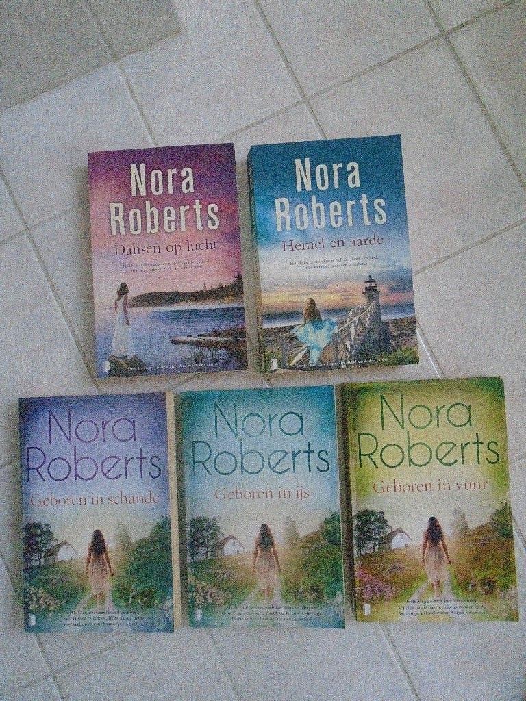 nora roberts, uitzoeken, Boeken, Ophalen of Verzenden, Zo goed als nieuw, Nora Roberts