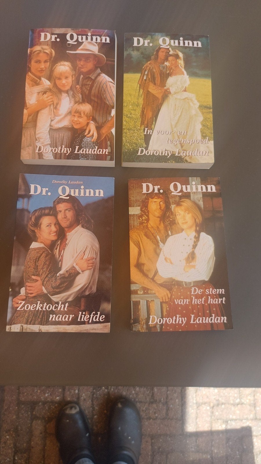 Dr. Quinn boekenreeks - 4 delen van Dorothy Laudan, Ophalen of Verzenden, Gelezen, Dorothy Laudan, Nederland