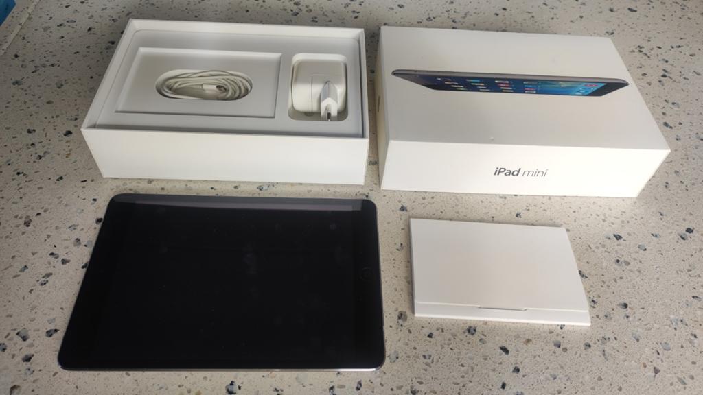 Apple iPad mini, a1489, cib, Computers en Software, Apple iPads, Zo goed als nieuw, Apple iPad, 8 inch, Wit, Ophalen