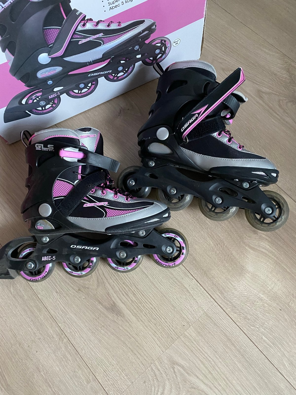 Skeelers - Osaga Inline Skates - Maat 40 - Goede staat, Ophalen, Gebruikt, Inline skates 4 wielen, Overige merken