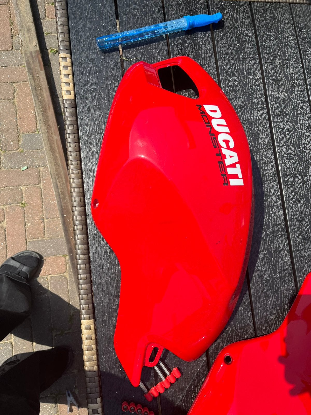 Kappen Ducati 696 monster 2011, Motoren, Onderdelen | Ducati, Ophalen of Verzenden, Gebruikt
