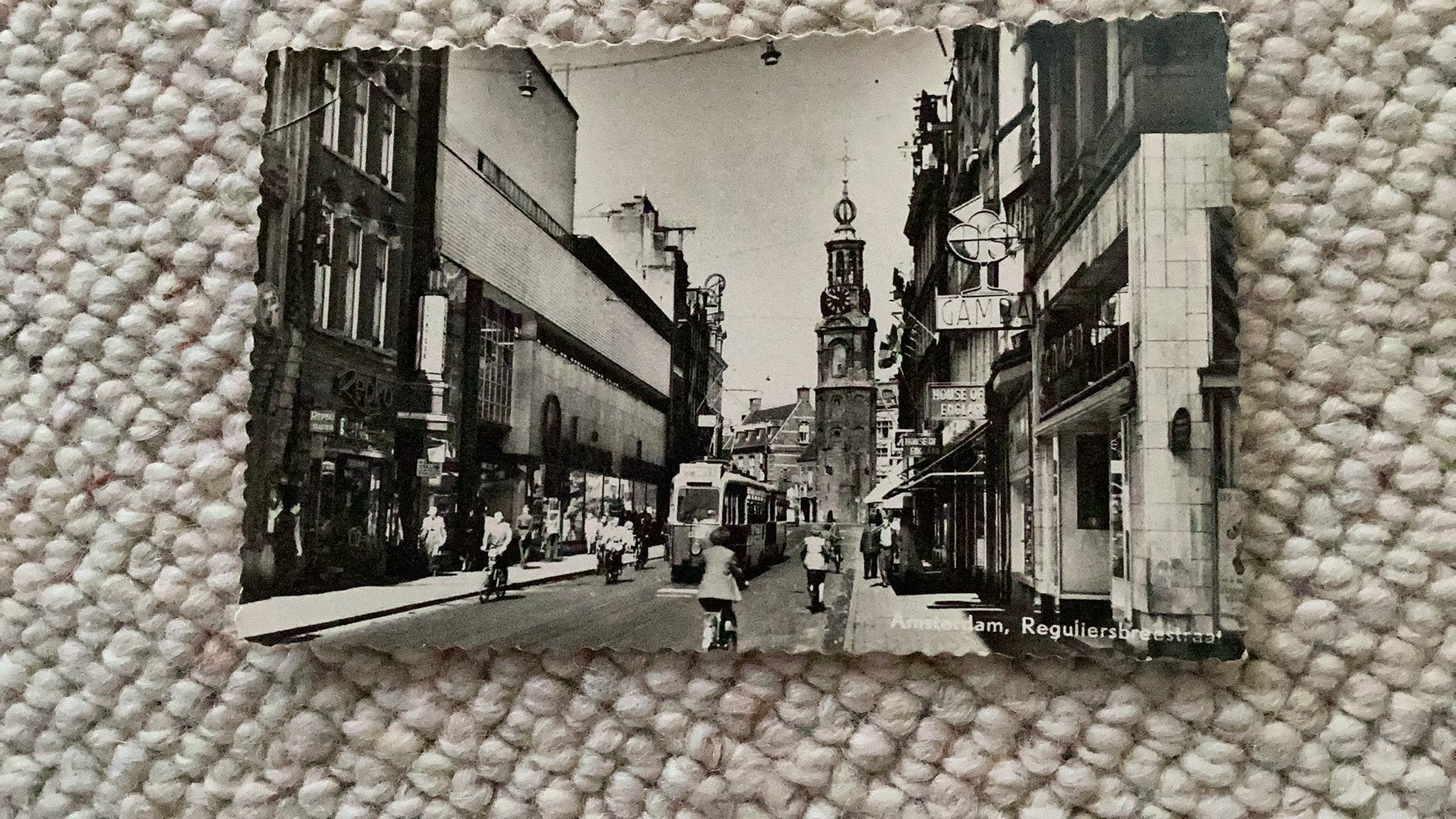 Ansichtkaart Amsterdam Reguliersbreestraat. 988, Verzamelen, Ansichtkaarten | Nederland, Ophalen of Verzenden, 1940 tot 1960, Gelopen