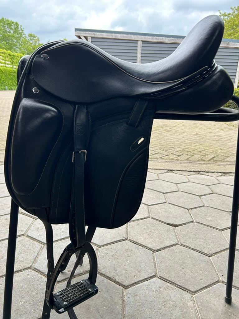 Frank baines dressuurzadel 16,5 inch voor pony., Ophalen, Gebruikt, Dressuur