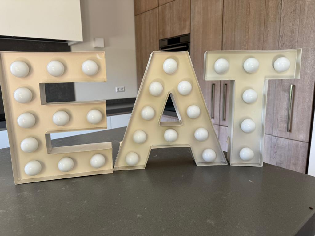 Decoratie EAT letters met licht, Ophalen, Gebruikt