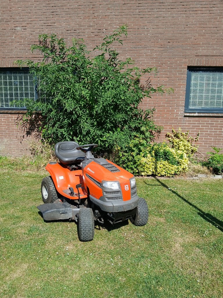 husqvarna TS142, Ophalen, Cirkelmaaier, Gebruikt, Benzine-grasmaaier