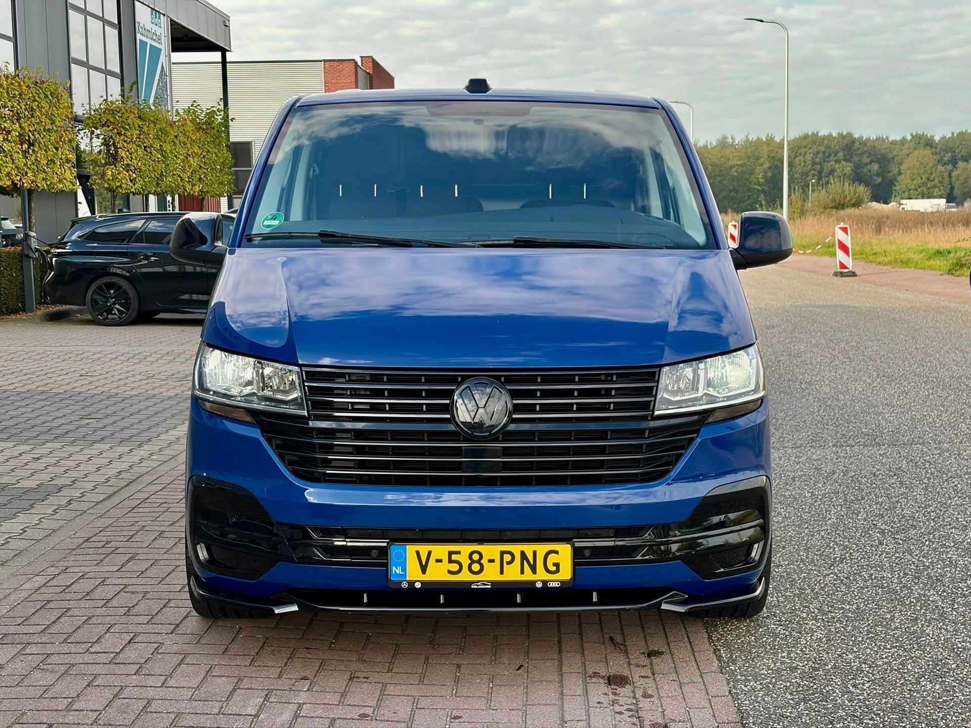 Volkswagen TRANSPORTER 2.0 TDI L2H1 32 Bulli 180pk, Voorwielaandrijving, Gebruikt, Euro 6, 4 cilinders