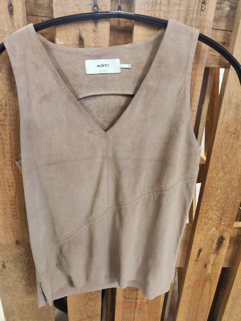 Moves by Minimum suède look top maat 34, Kleding | Dames, Tops, Zo goed als nieuw, Maat 34 (XS) of kleiner, Beige, Zonder mouw