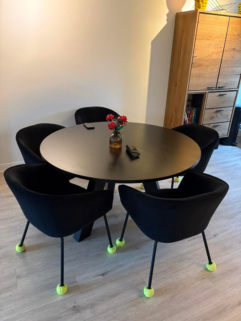 Eettafel met stoelen Woood, Gebruikt, Ophalen of Verzenden, Vijf personen of meer, 100 tot 150 cm